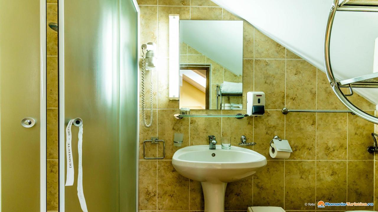 Valea Regilor Reghin Hotel ภายนอก รูปภาพ