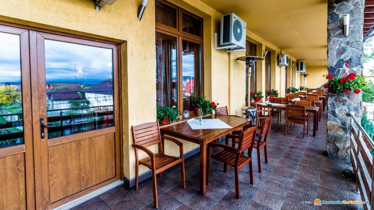 Valea Regilor Reghin Hotel ภายนอก รูปภาพ