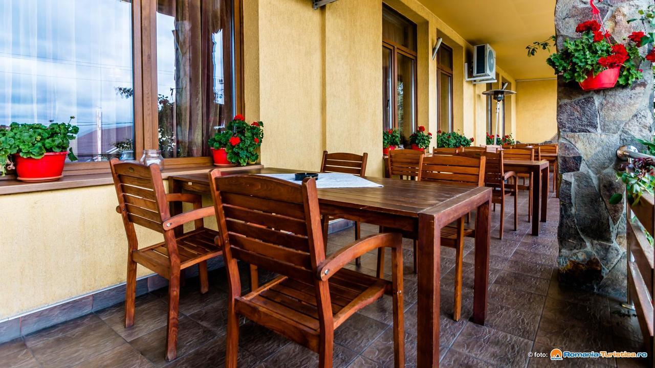 Valea Regilor Reghin Hotel ภายนอก รูปภาพ